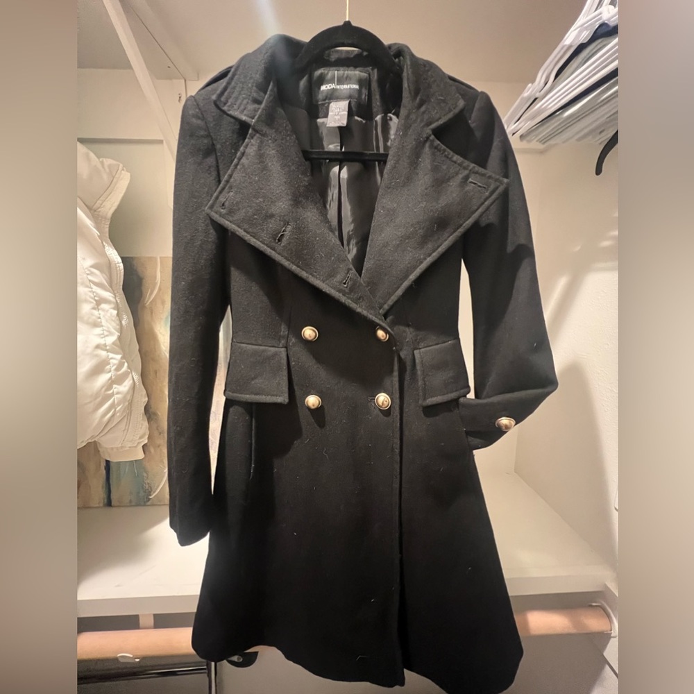 Black wool jacket gold button detail - Picture 6 of 11